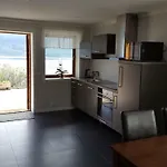 Kvernesfjorden Appartement Steinsgrenda